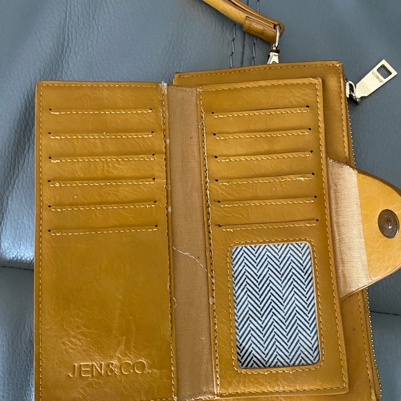 Jen & Co RFID Blocking Wallet - Picture 2 of 6